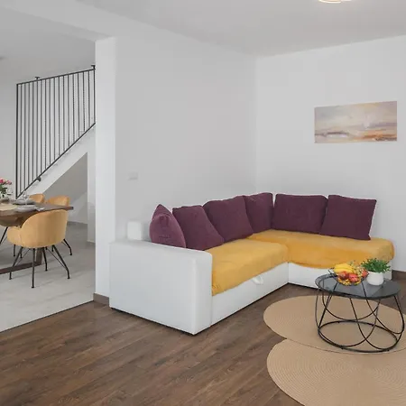 Semesterbostad 3 Bedroom Gorgeous In *