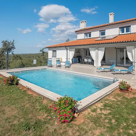 3 Bedroom Gorgeous In