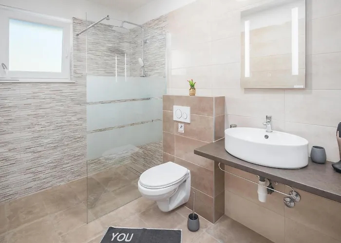 펜션 3 Bedroom Gorgeous In 풀라