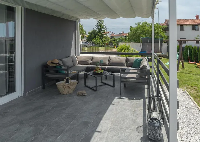 3 Bedroom Gorgeous In 펜션