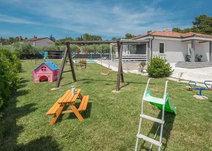 3 Bedroom Gorgeous In * Póla